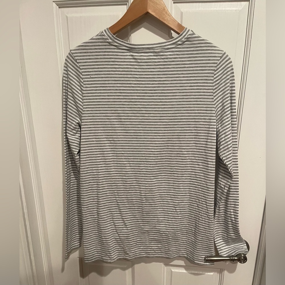 Vineyard Vines Gray and White Striped Long Sleeve Tee S - Picture 3 of 3